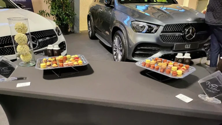 Cocktail dinatoire chez Mercedes-Benz LG Albi : Patrick Traiteur relève le défi du prestige
